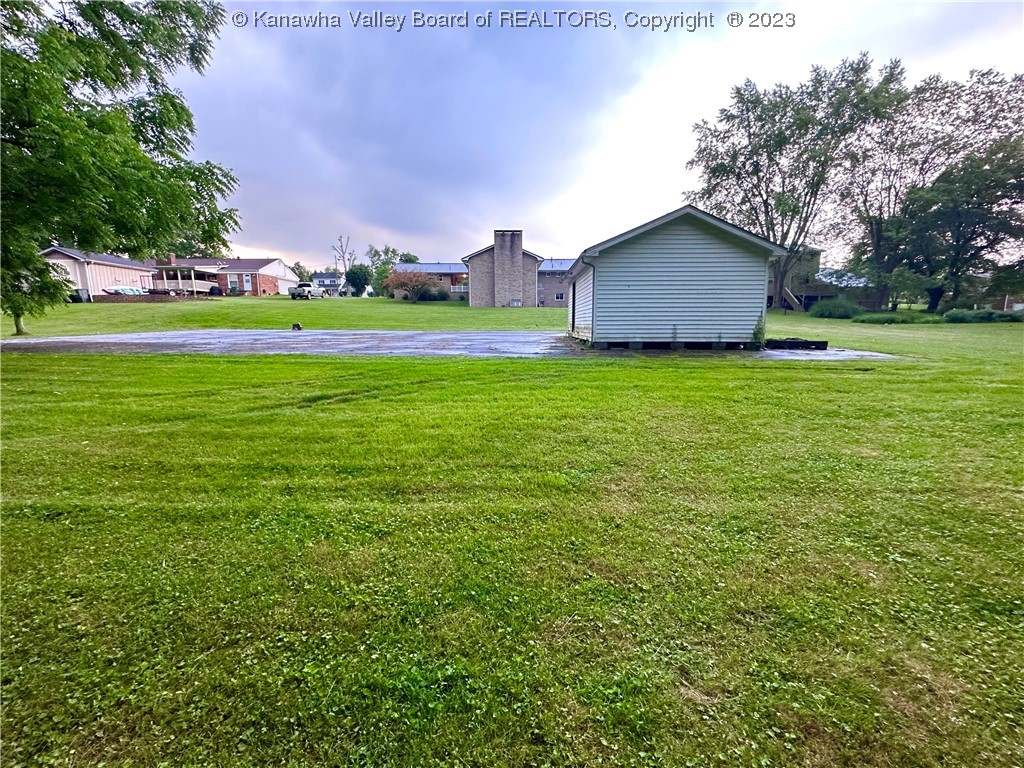 216 Forrest Road Hurricane, WV 25526 - Photo 4 of 48 Gallery Image 4