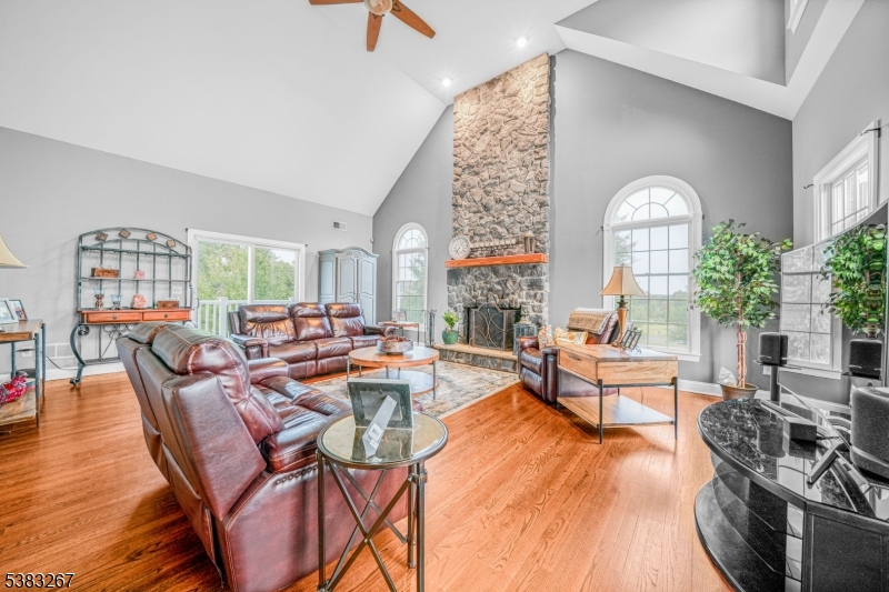 8 Hemingway Drive Milford, NJ 08848 - Photo 14 of 45