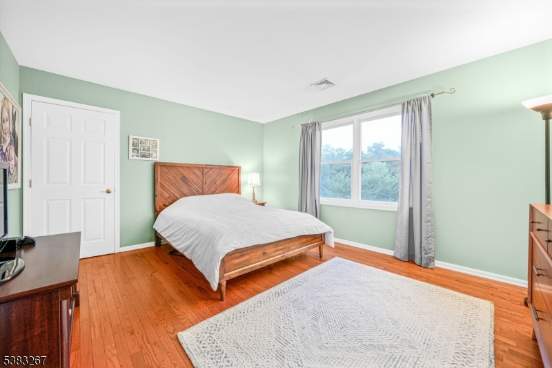 8 Hemingway Drive Milford, NJ 08848 - Photo 24 of 45