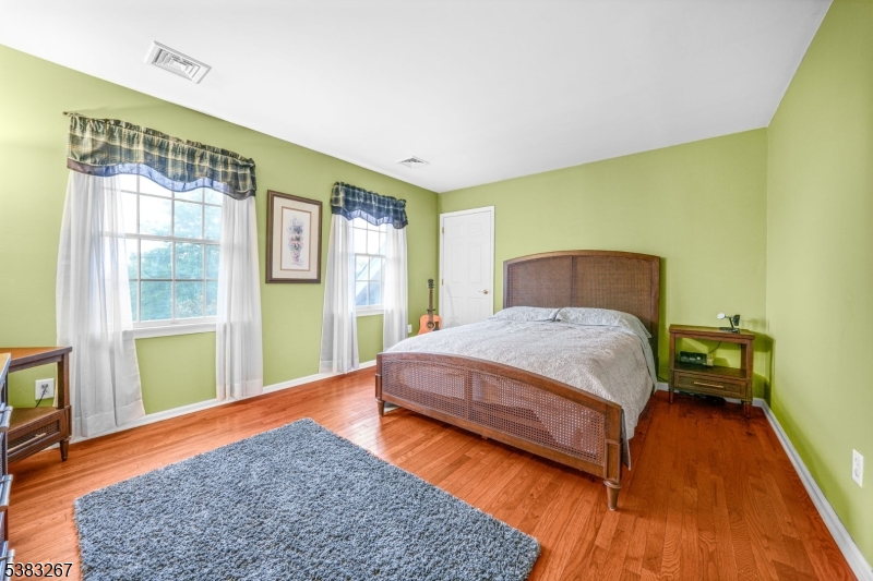 8 Hemingway Drive Milford, NJ 08848 - Photo 26 of 45