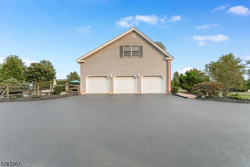 8 Hemingway Drive Milford, NJ 08848 - Photo 43 of 45