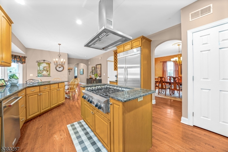 8 Hemingway Drive Milford, NJ 08848 - Photo 5 of 45