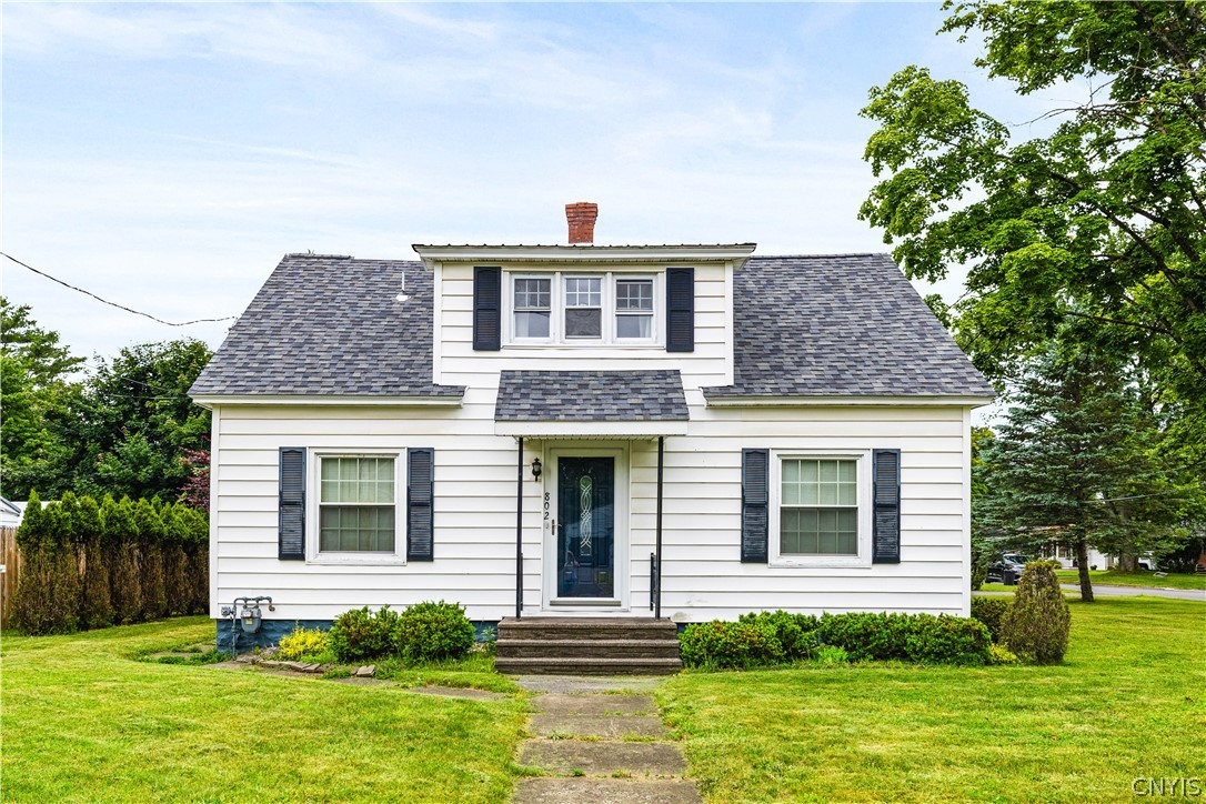 802 Oakwood Street Rome, NY 13440 - Photo 1 of 23