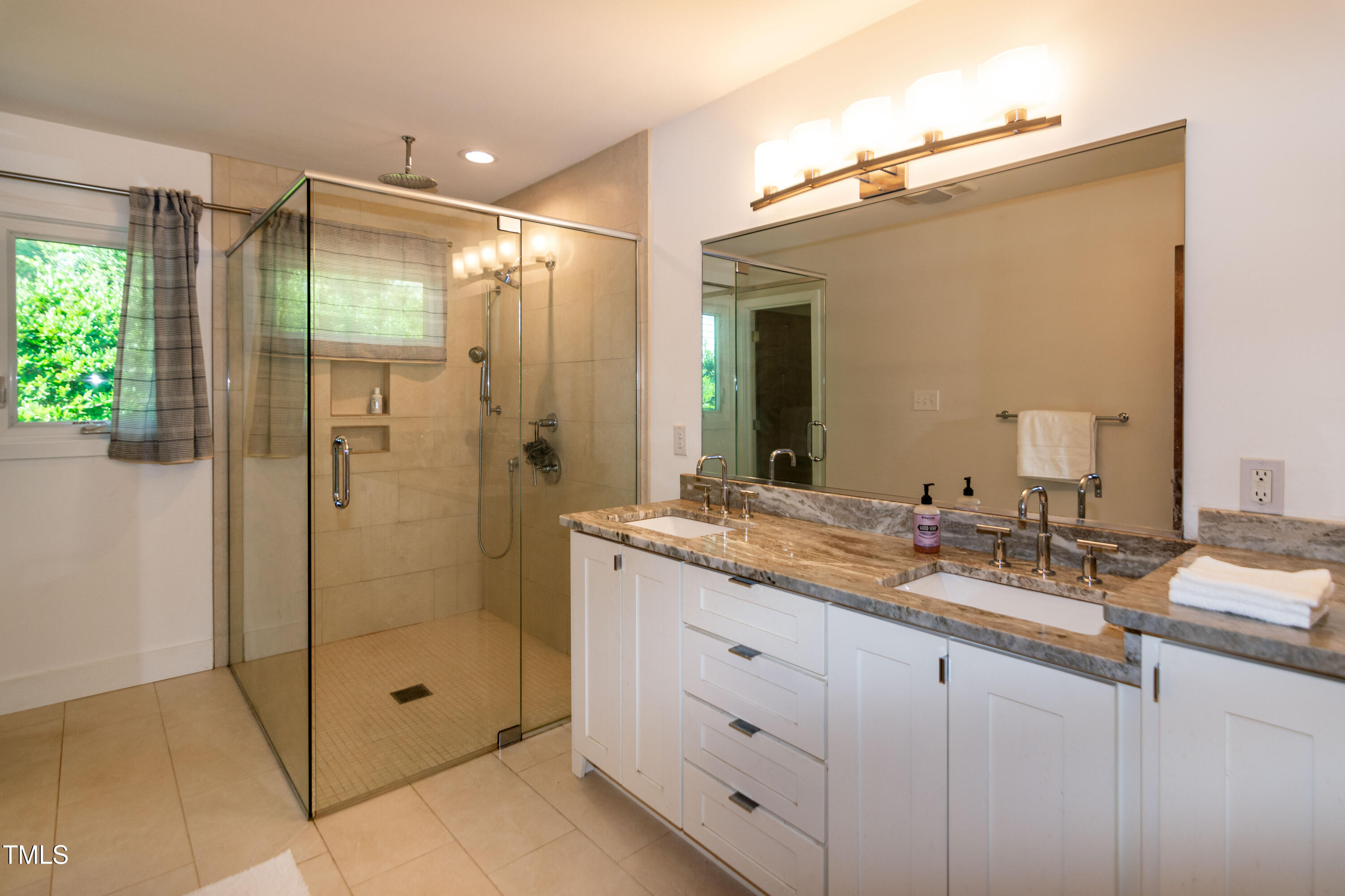 3711 Corbin Street Raleigh, NC 27612 - Photo 25 of 65 RJP_X_5211