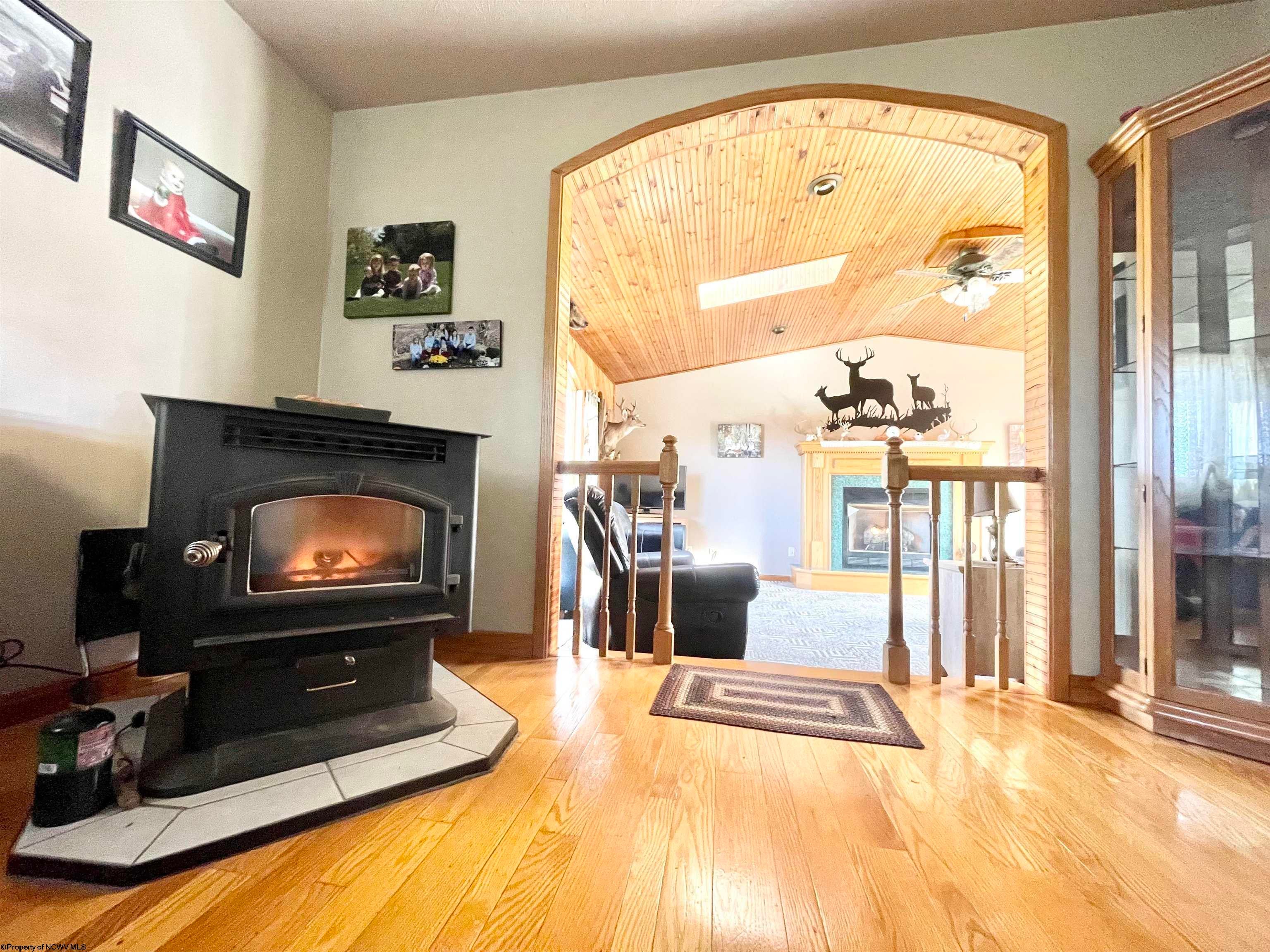784 Mountainview Road Morgantown, WV 26508 - Photo 7 of 13 Gallery Image 7