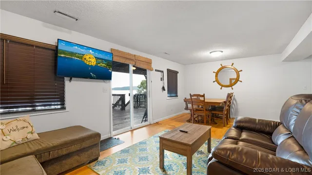 $514,900 | 2859 Twin Rivers Point, Camdenton, MO 65020