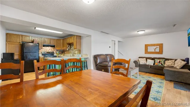 $514,900 | 2859 Twin Rivers Point, Camdenton, MO 65020