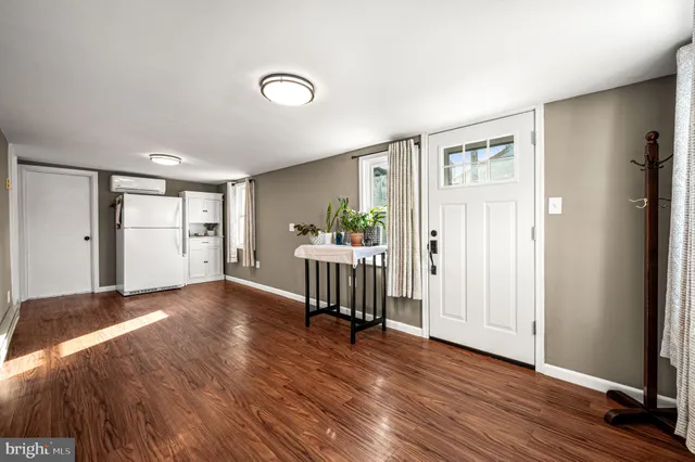 $519,000 | 29 Spindletree Road, Levittown, PA 19056