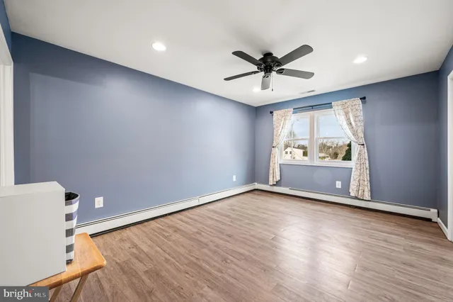 $519,000 | 29 Spindletree Road, Levittown, PA 19056