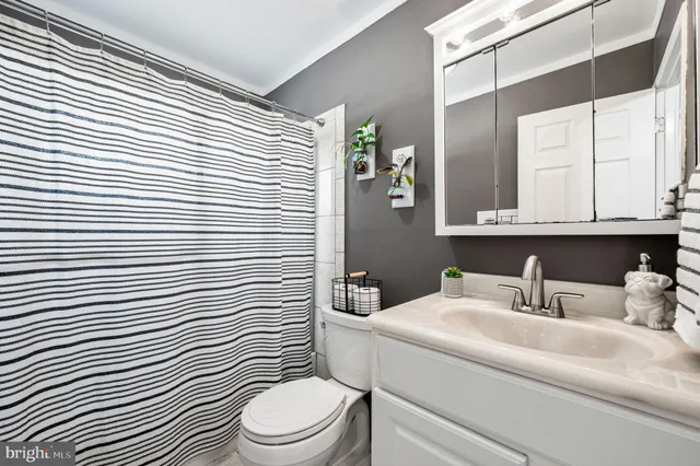 $519,000 | 29 Spindletree Road, Levittown, PA 19056