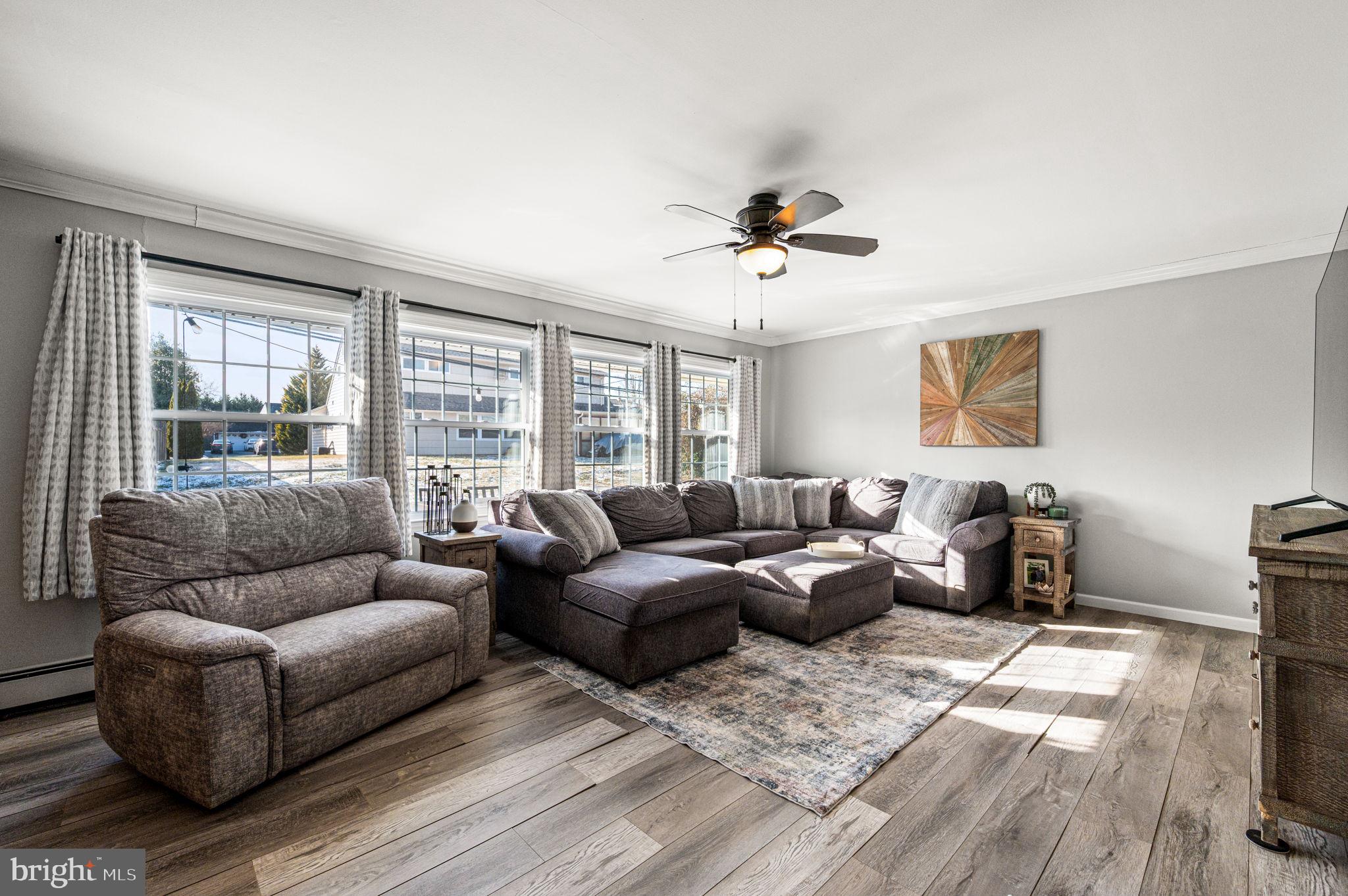 29 Spindletree Road Levittown, PA 19056 - Photo 3 of 29 a living room with furniture wooden floor and window