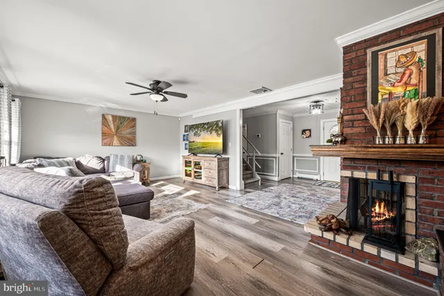 $519,000 | 29 Spindletree Road, Levittown, PA 19056