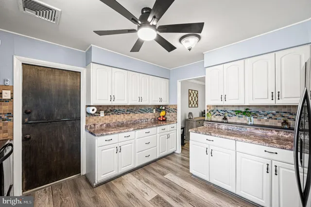 $519,000 | 29 Spindletree Road, Levittown, PA 19056