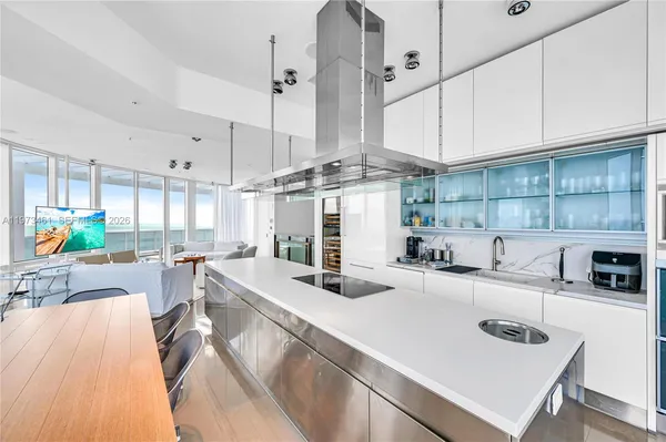 $35,000 | 18101 Collins Avenue, Unit 5509, Sunny Isles Beach, FL 33160