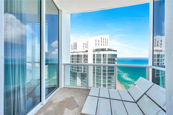 $35,000 | 18101 Collins Avenue, Unit 5509, Sunny Isles Beach, FL 33160