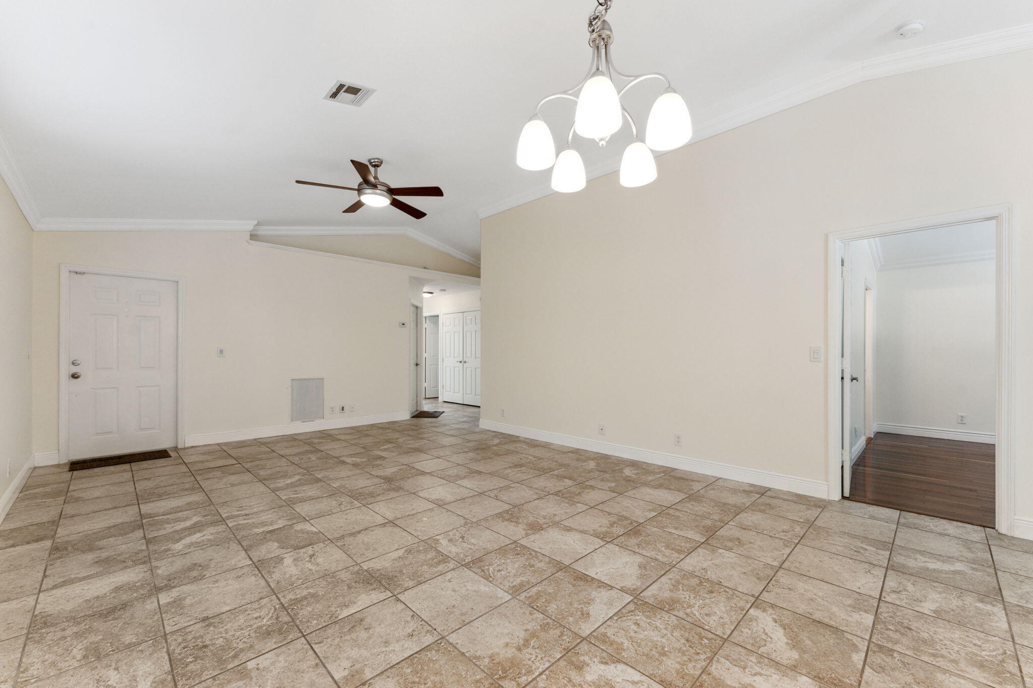 701 Key W Street Boynton Beach, FL 33426 - Photo 7 of 22 Living Room