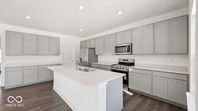 $489,900 | 8083 Wesleyan Drive, Avon, IN 46123