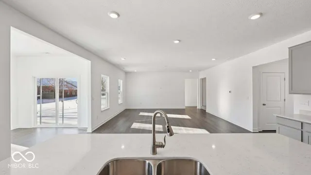 $489,900 | 8083 Wesleyan Drive, Avon, IN 46123