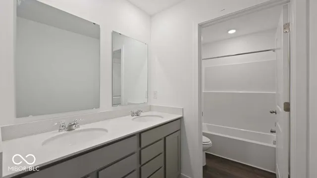 $489,900 | 8083 Wesleyan Drive, Avon, IN 46123