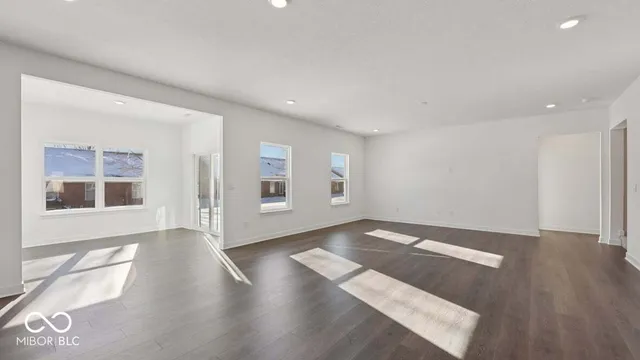 $489,900 | 8083 Wesleyan Drive, Avon, IN 46123