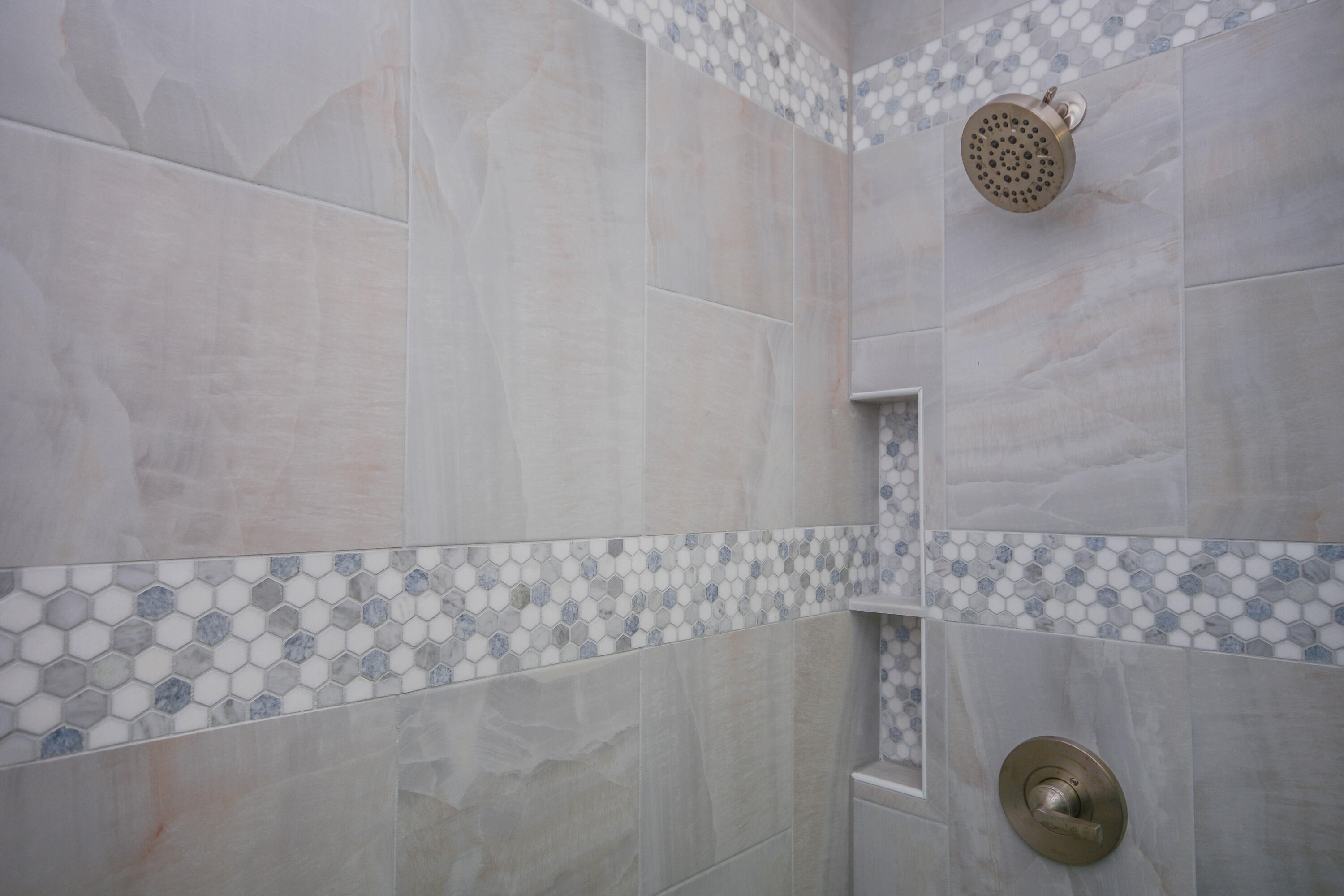 10534 173rd Road North Jupiter, FL 33478 - Photo 37 of 50 Guest Quarters Shower