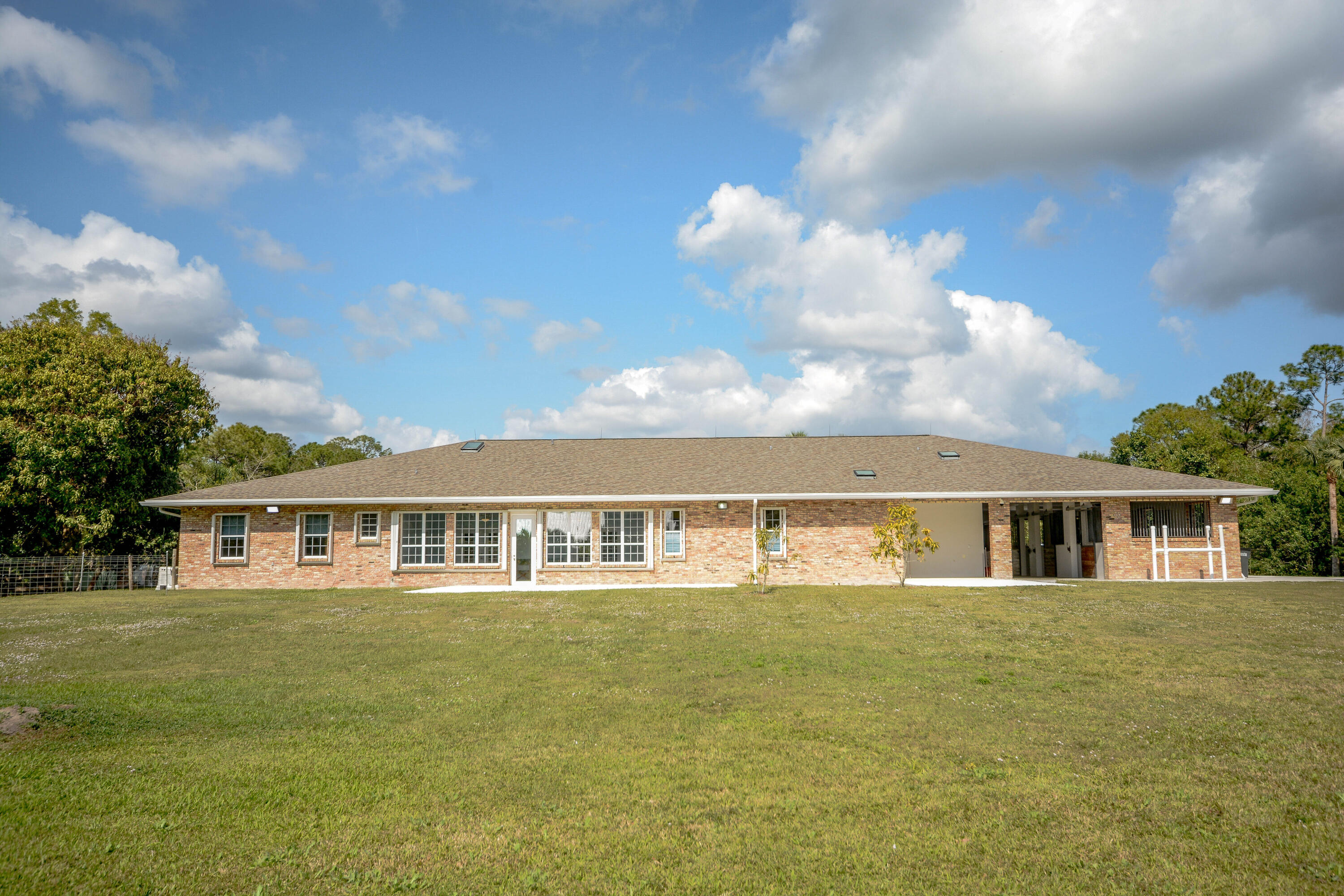 10534 173rd Road North Jupiter, FL 33478 - Photo 38 of 50 Back of House