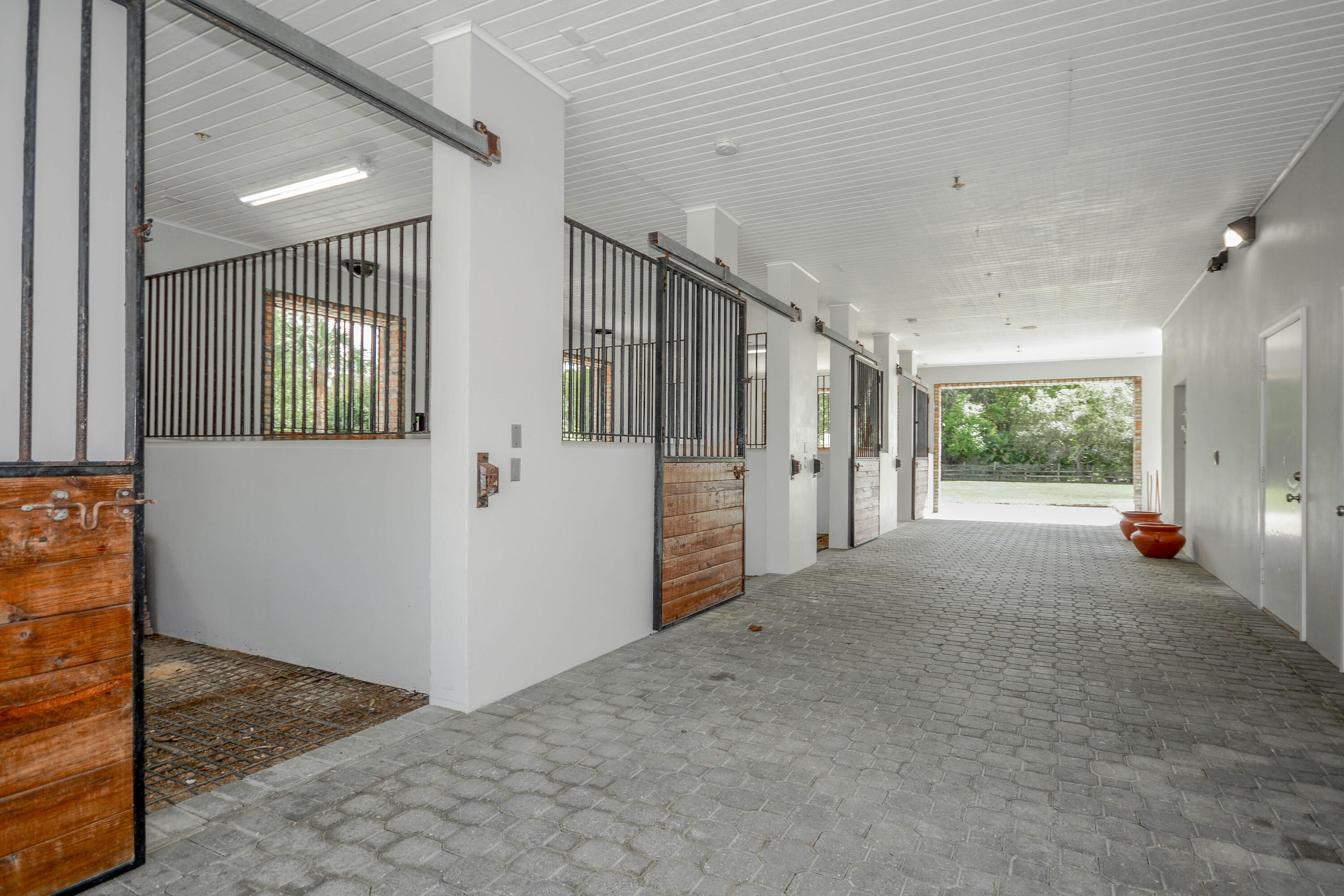 10534 173rd Road North Jupiter, FL 33478 - Photo 41 of 50 Stalls