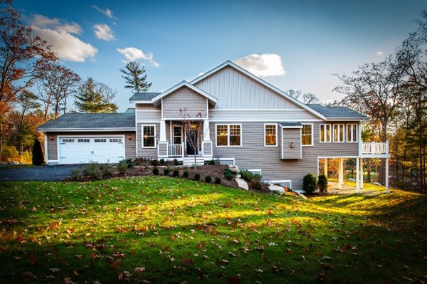 8 A Kennedy Road Gloucester, MA 01930 - Photo 1 of 22 Gallery Image 1