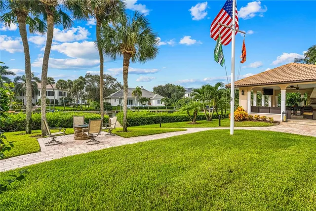 $2,990,000 | 740 Lagoon Road, Vero Beach, FL 32963