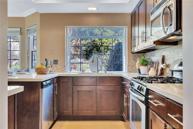 $990,000 | 907 Pineridge Street, Upland, CA 91784