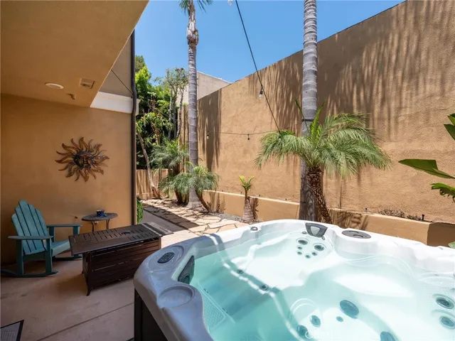 $6,850 | 520 North Elena Avenue, Redondo Beach, CA 90277