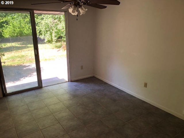 12421 Highway 126 Mapleton, OR 97453 - Photo 15 of 27 Gallery Image 15