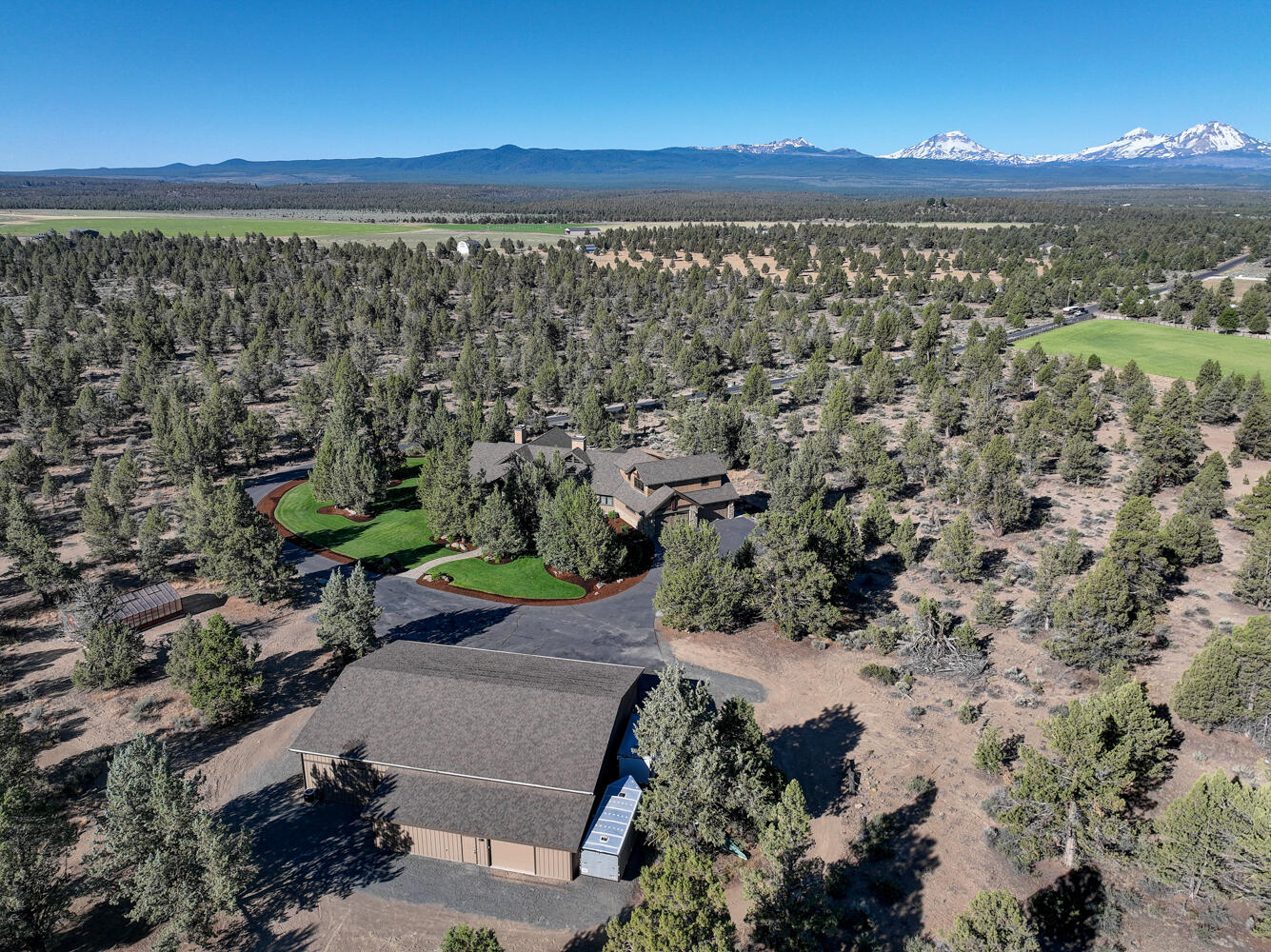 18620 Plainview Road Bend, OR 97703 - Photo 3 of 53 18620 Plaineview Road-52