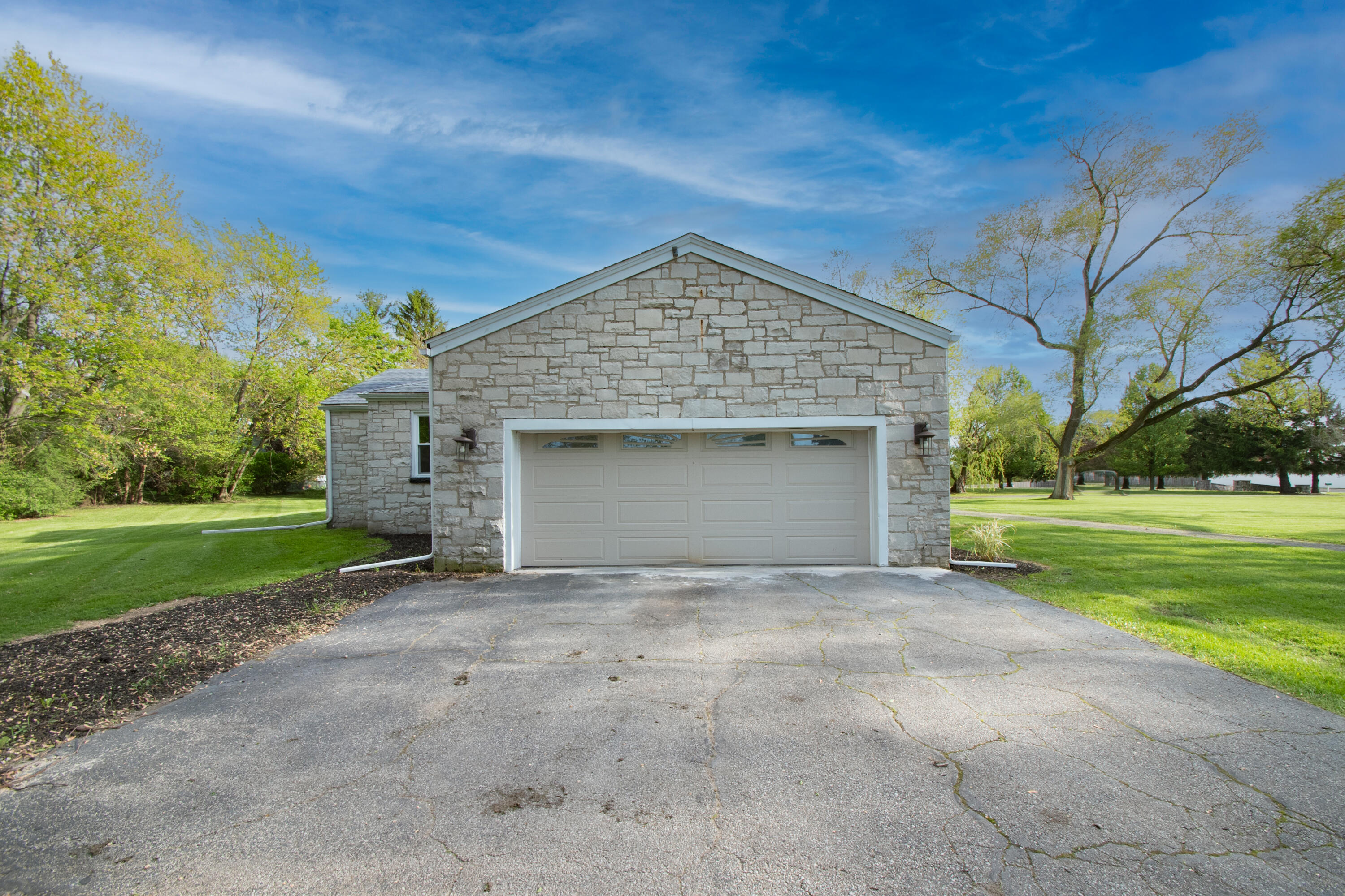 9915 Merrillville Road Crown Point, IN 46307 - Photo 46 of 48 3000x2000