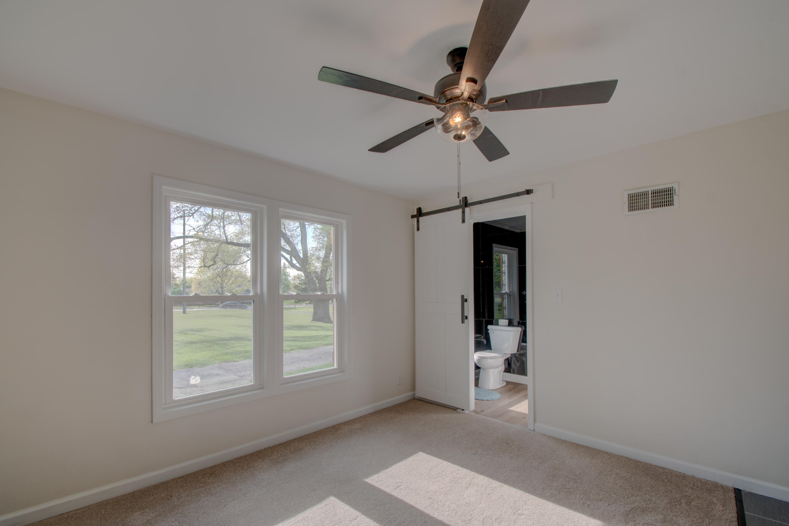 9915 Merrillville Road Crown Point, IN 46307 - Photo 8 of 48 3000x1999
