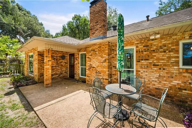 $280,000 | 318 Parkway Drive, Natchitoches, LA 71457