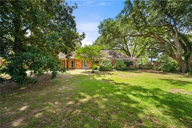 $280,000 | 318 Parkway Drive, Natchitoches, LA 71457