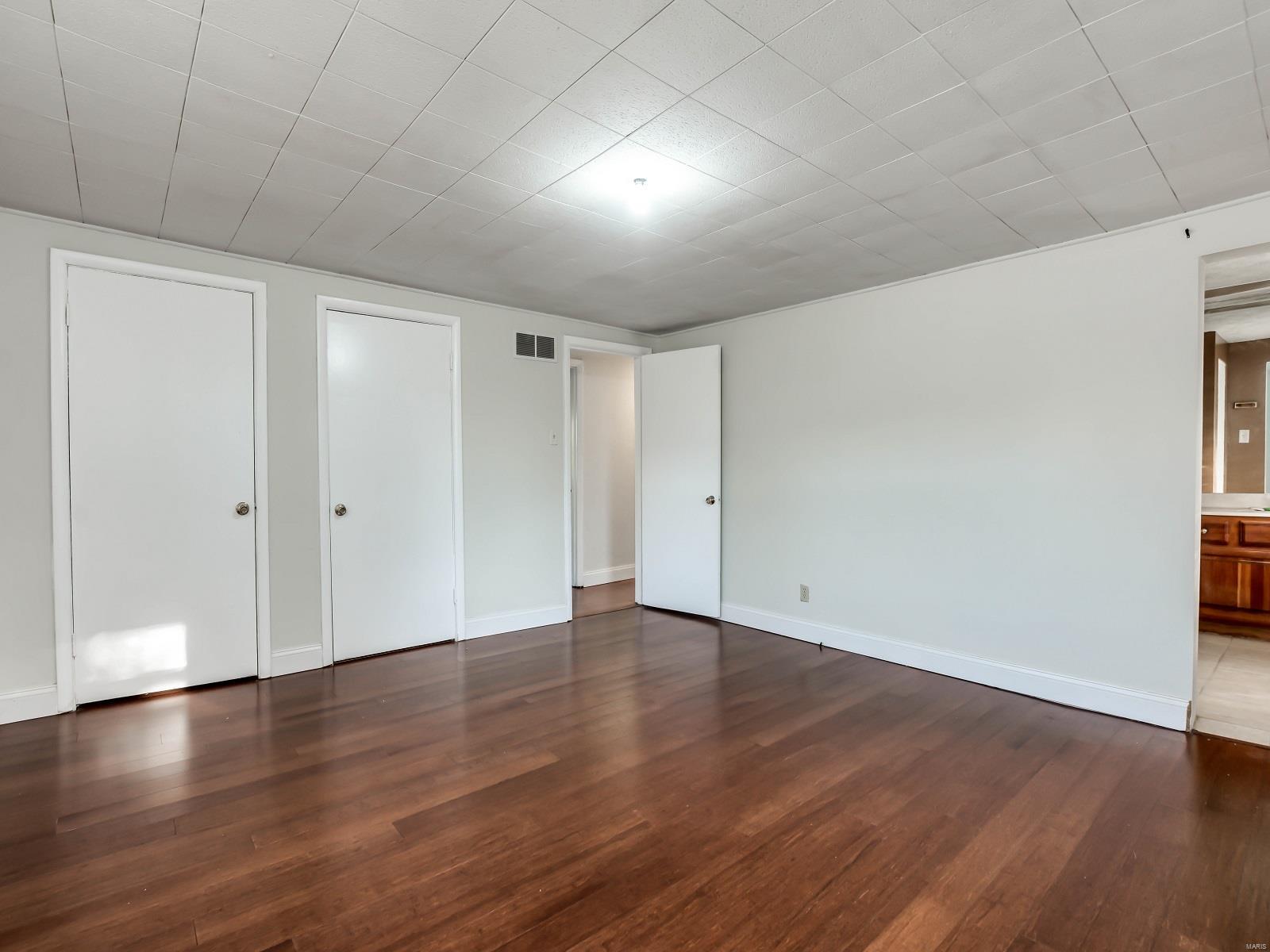 9823 Bunkum Road Fairview Heights, IL 62208 - Photo 15 of 41 Gallery Image 15