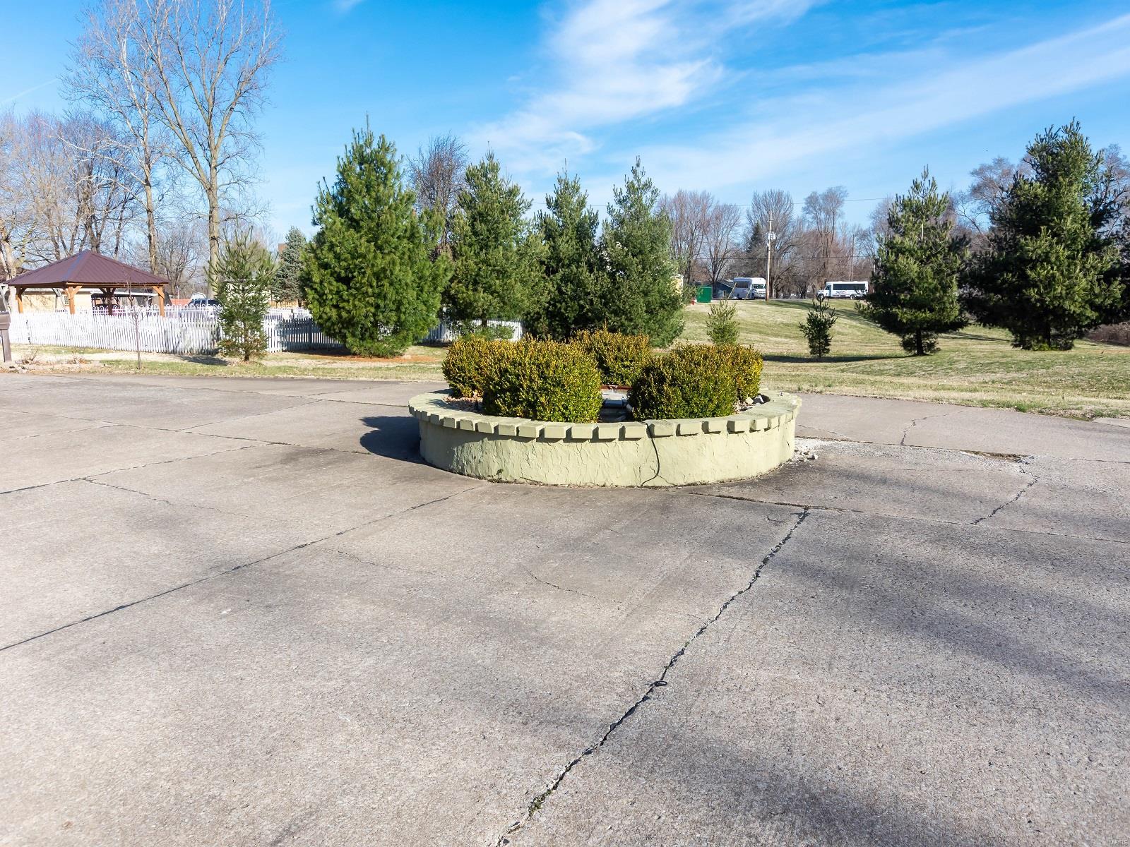 9823 Bunkum Road Fairview Heights, IL 62208 - Photo 28 of 41 Gallery Image 28