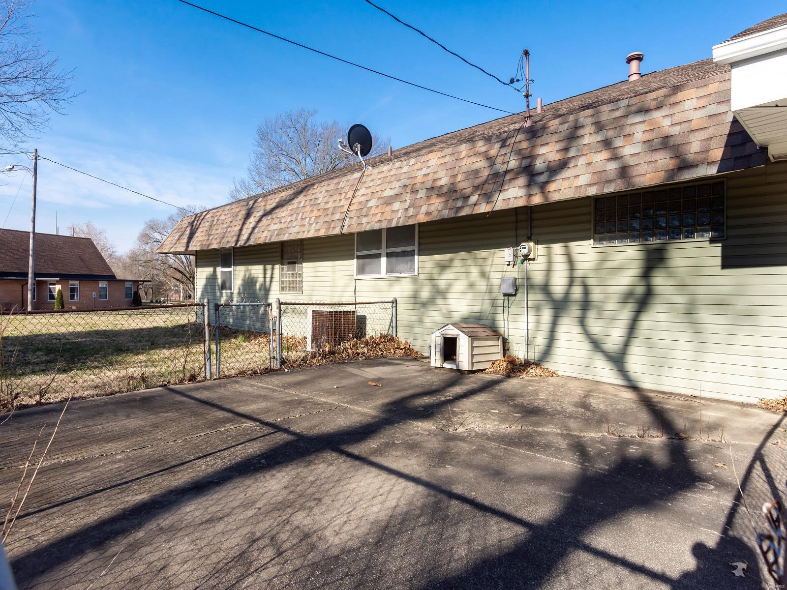 9823 Bunkum Road Fairview Heights, IL 62208 - Photo 33 of 41 Gallery Image 33