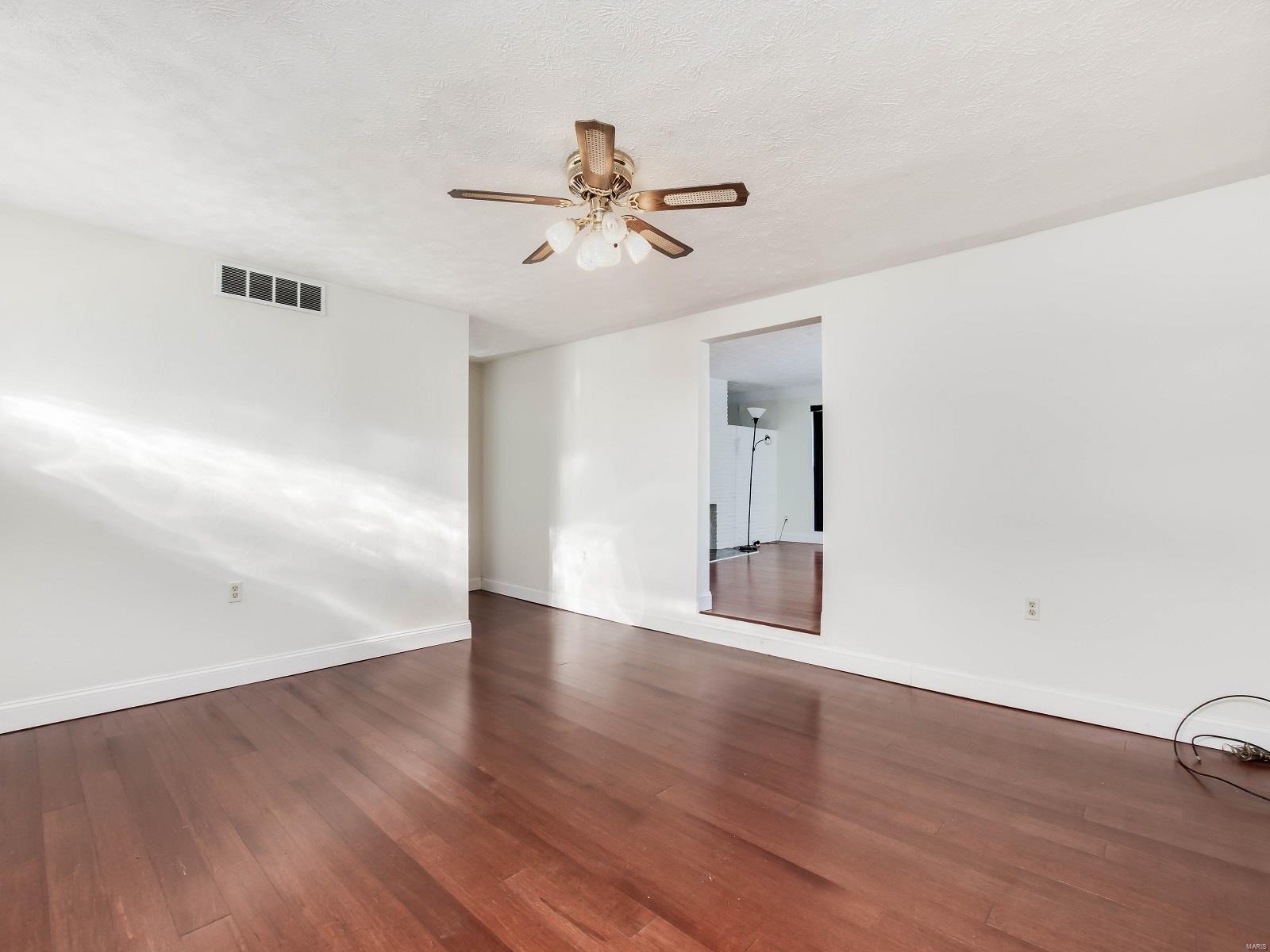 9823 Bunkum Road Fairview Heights, IL 62208 - Photo 5 of 41 Gallery Image 5