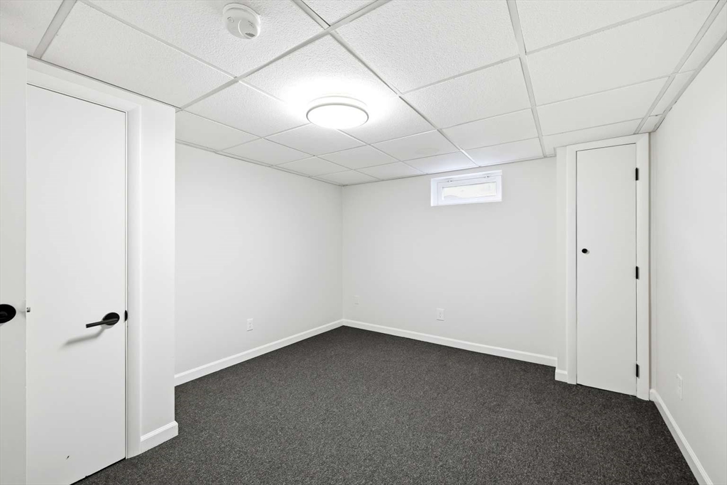 168 Keddy Street Springfield, MA 01109 - Photo 18 of 20