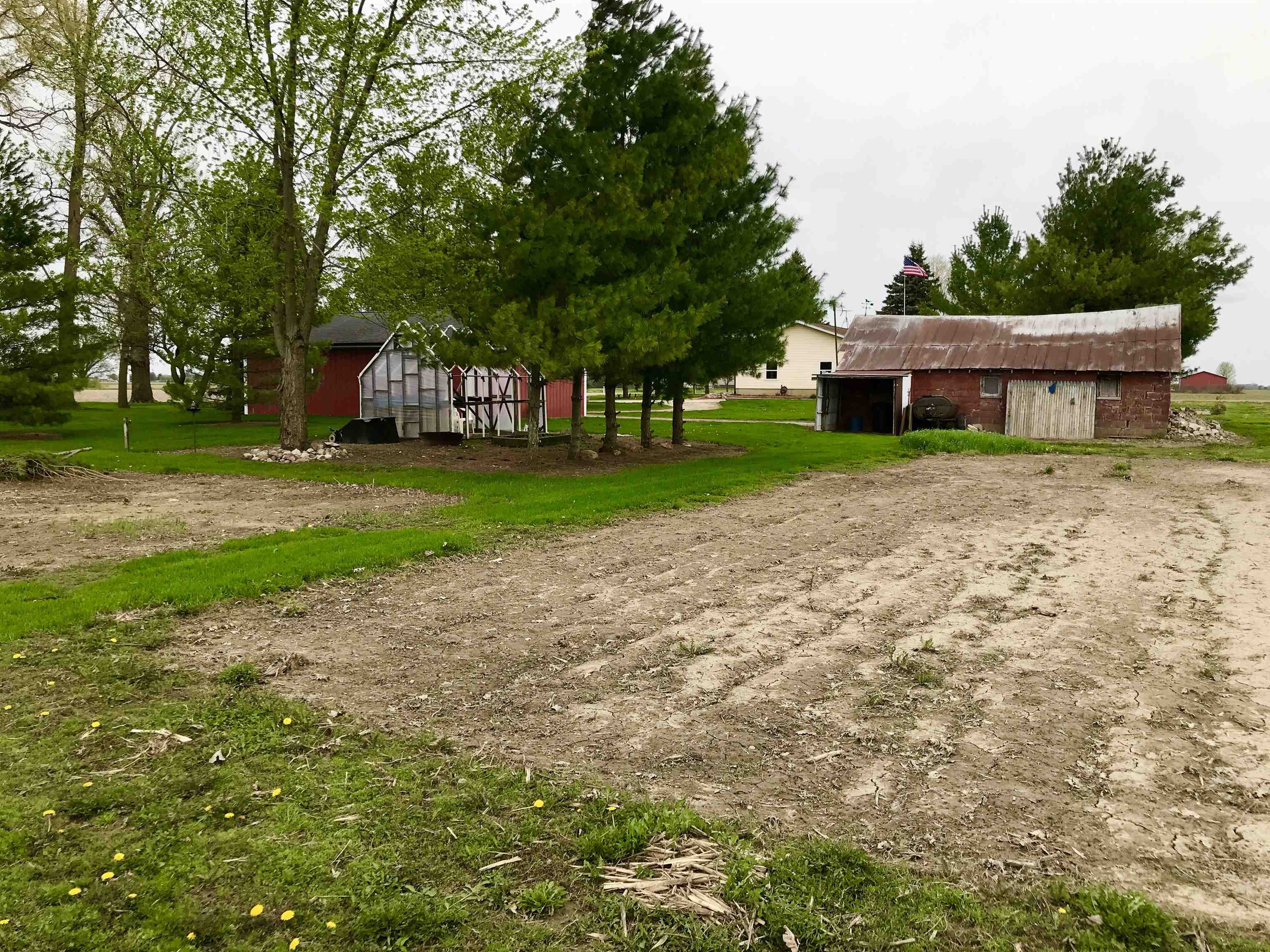 1989 South Crapo Road Ithaca, MI 48847 - Photo 46 of 64