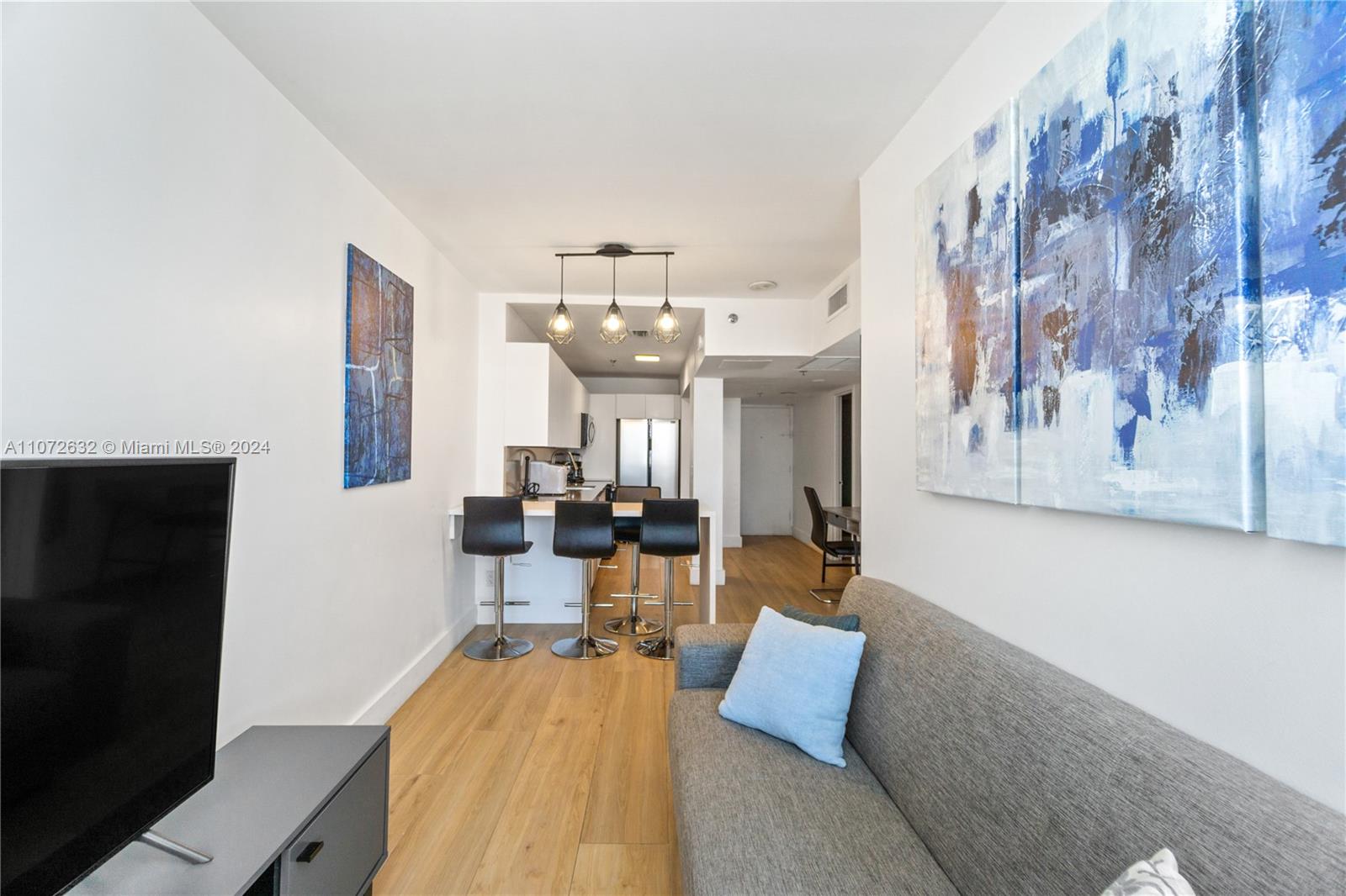 100 Lincoln Road, Unit 1627 Miami Beach, FL 33139 - Photo 3 of 19