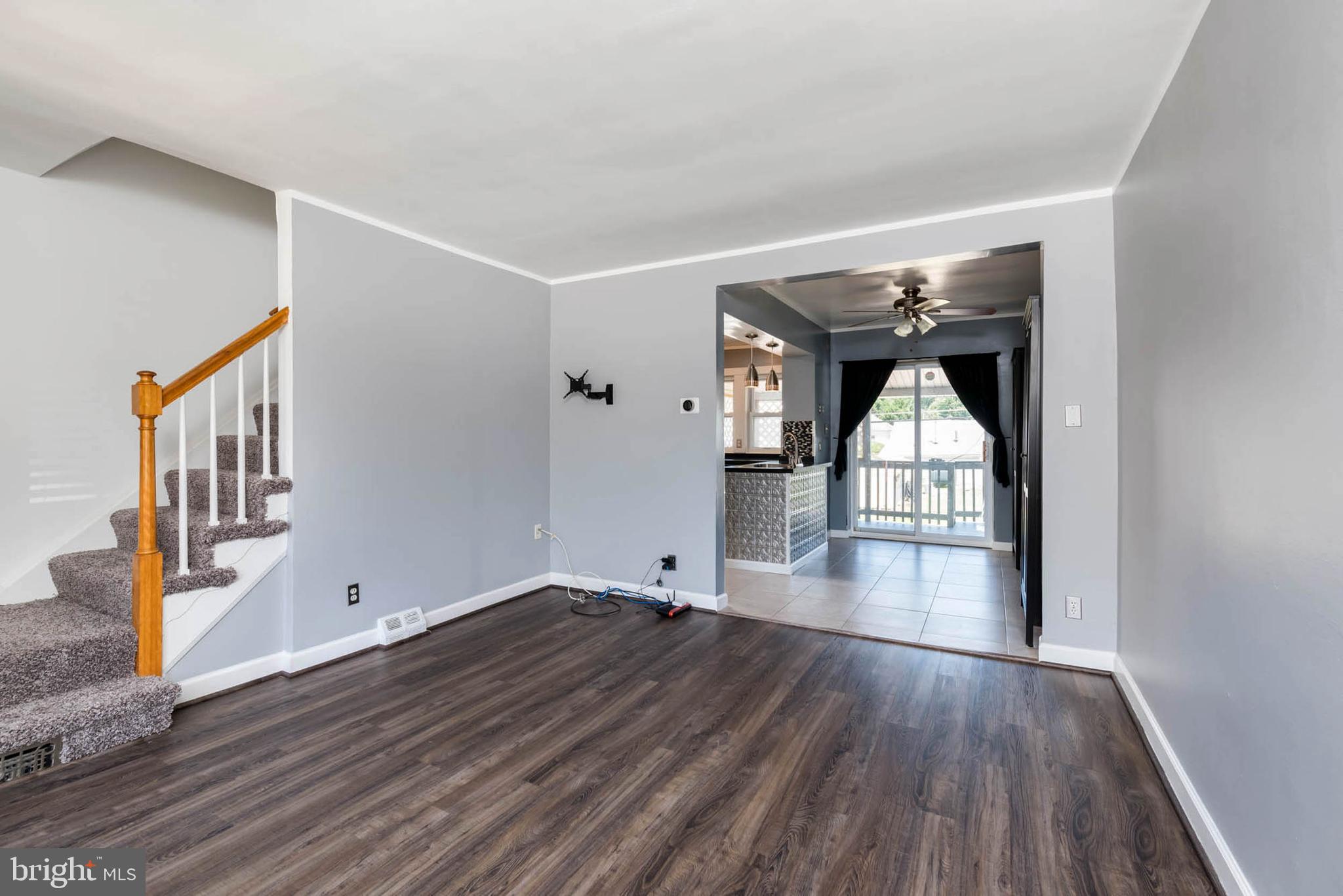 167 Hampshire Road Baltimore, MD 21221 - Photo 6 of 33