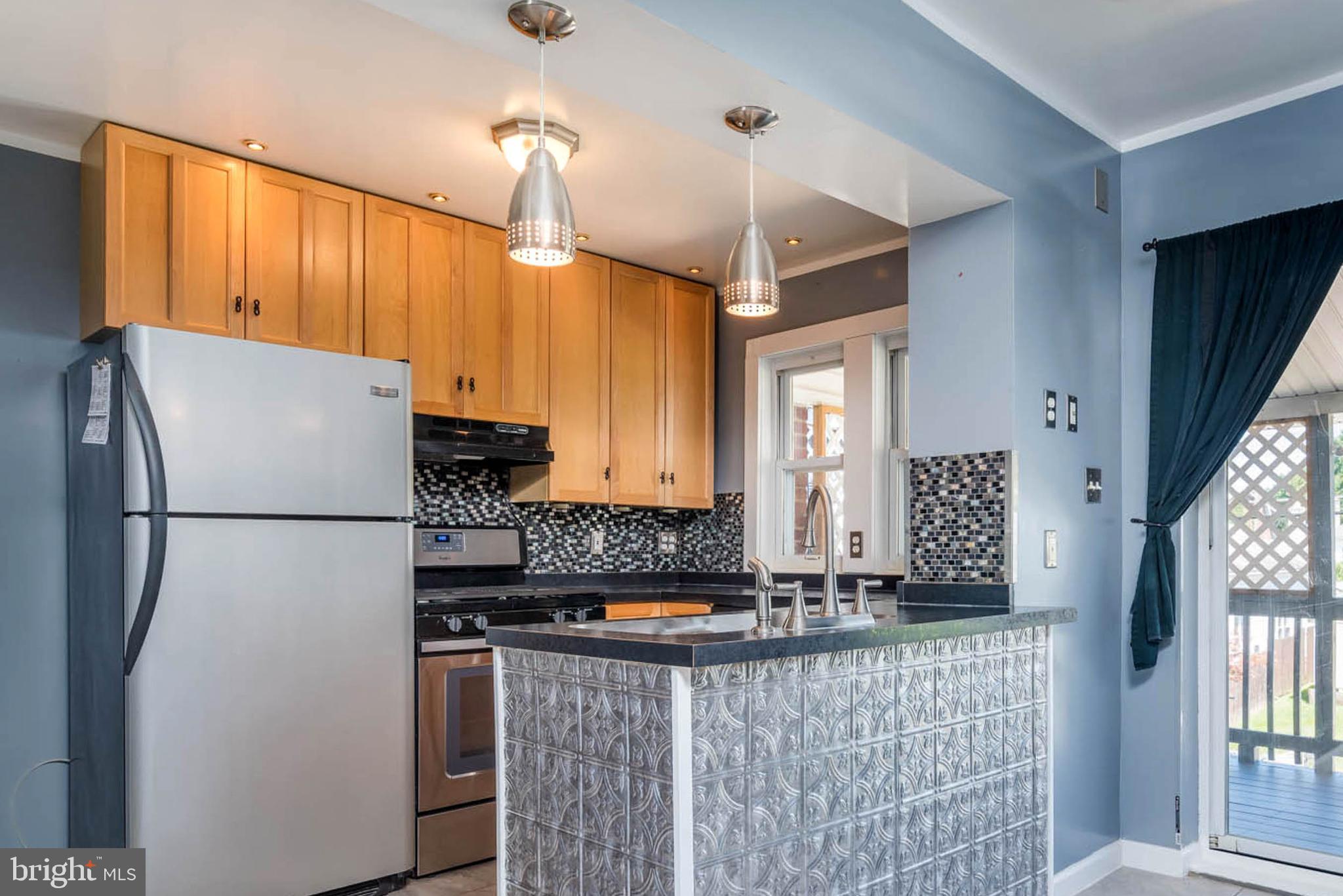 167 Hampshire Road Baltimore, MD 21221 - Photo 10 of 33