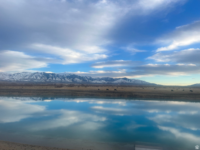 21 Pier Place Tooele, UT 84074 - Photo 108 of 112 Expansive water frontage with mountain backdrop