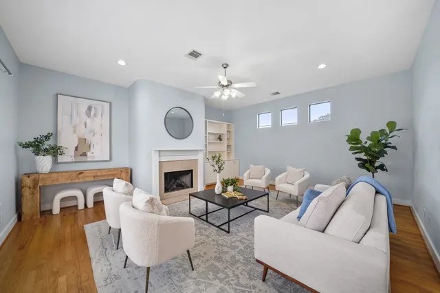 $289,900 | 3724 Omeara Drive, Houston, TX 77025