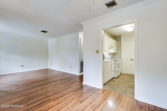 $990 | 119 Juliette Place, Unit 6, Lafayette, LA 70506