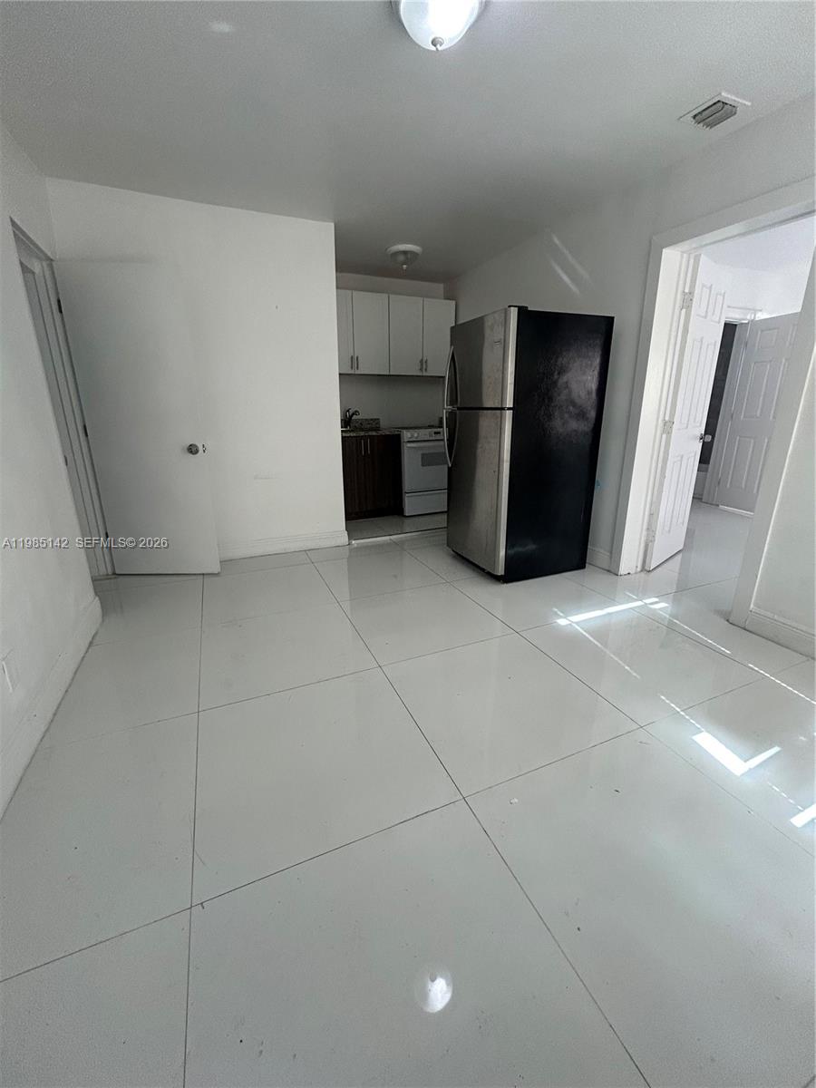 551 Northwest 41st Street, Unit 4 Miami, FL 33127 - Photo 5 of 11